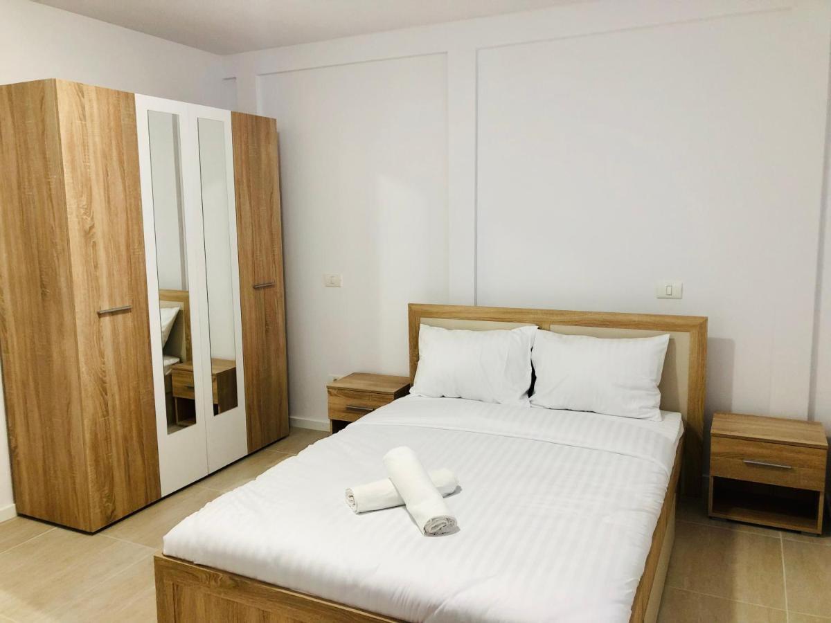 New And Modern Apartments In Villa, Near City Center M36 티미쇼아라 외부 사진